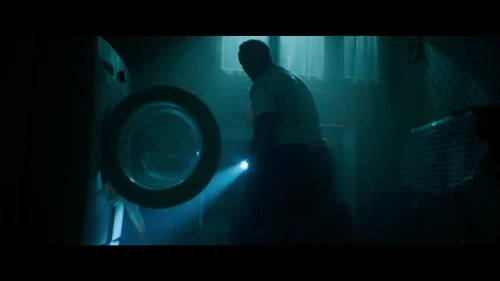 Flush_primaryStill_01