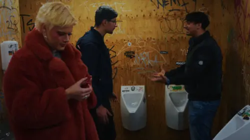 NC4-Pissoaren (the urinal)